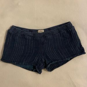 O’Neill Beach Shorts in a dark turquoise color